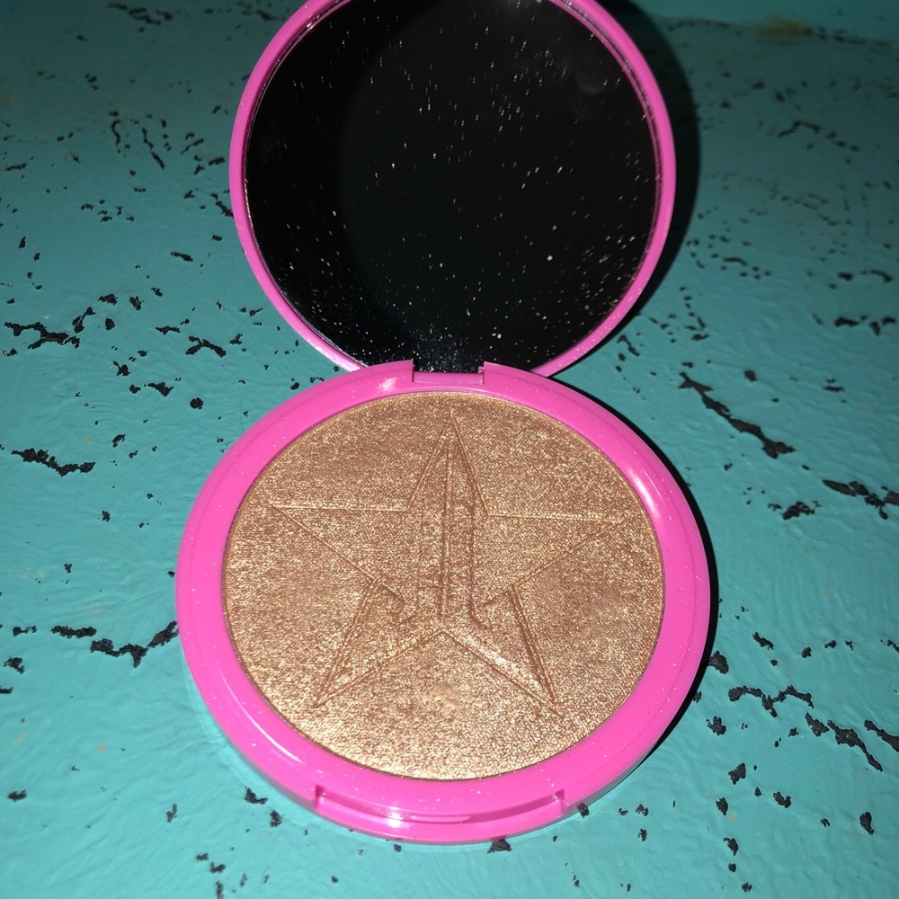 Jeffree Star Siberian Gold Skin Frost